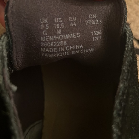 Clark’s 10.5 Black Desert Boots. Size 10.5 - Picture 4 of 4